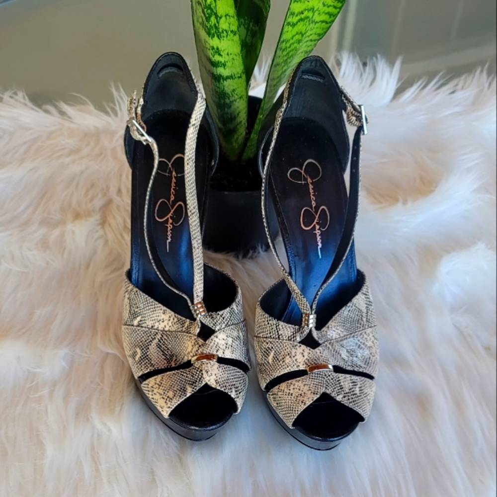 JESSICA SIMPSON HEELS